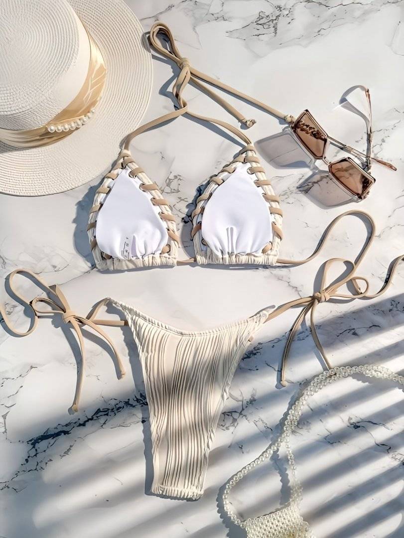 Costum de baie - bej - cu model