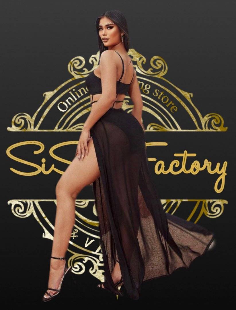 Rochie din plasa fina, crapata pe picior si corset - Black