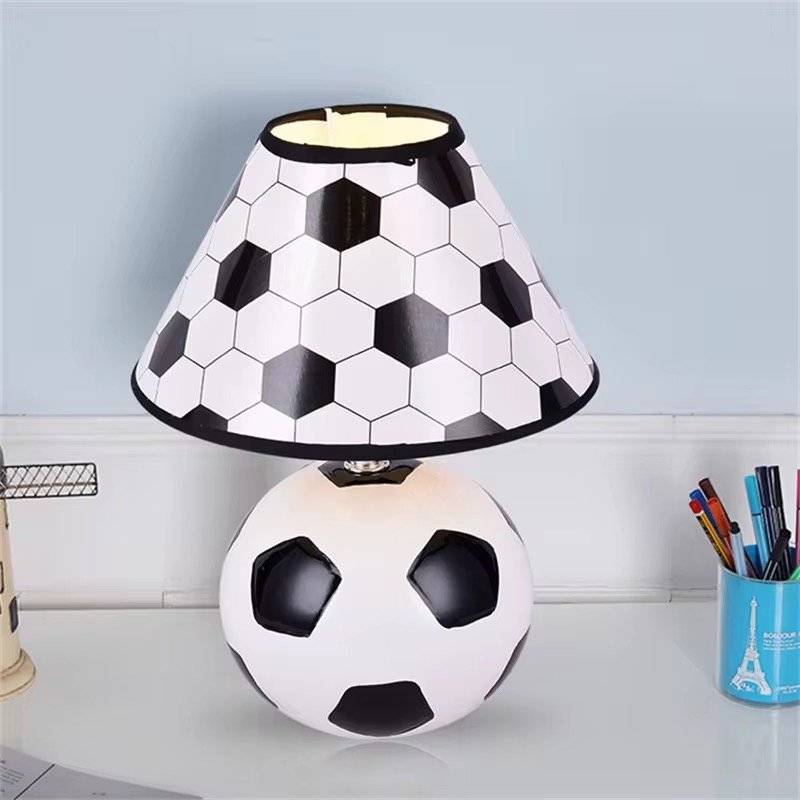 Veioza/lampa de veghe minge fotbal