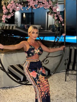Set doua piese - pantalon si top - print floral si paun - albastru marin
